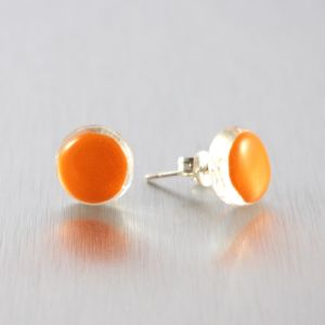 Boucles d'oreille en verre "Petits Clous" orange - Bijoux Zoom