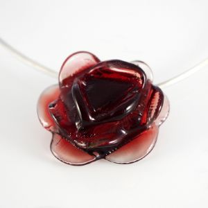 Collier en verre "Rose de Verre" rouge - Adrian Colin