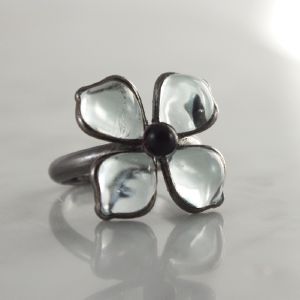 Bague en verre "Trèfle à 4 Feuilles", Elodie Pavie