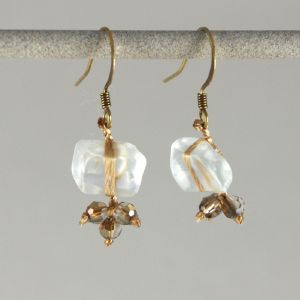 Bijou en verre - Boucles d'oreilles "Perlière" beige - SaraBartko