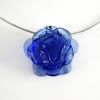 Collier en verre "Rose de Verre" bleue - Adrian Colin